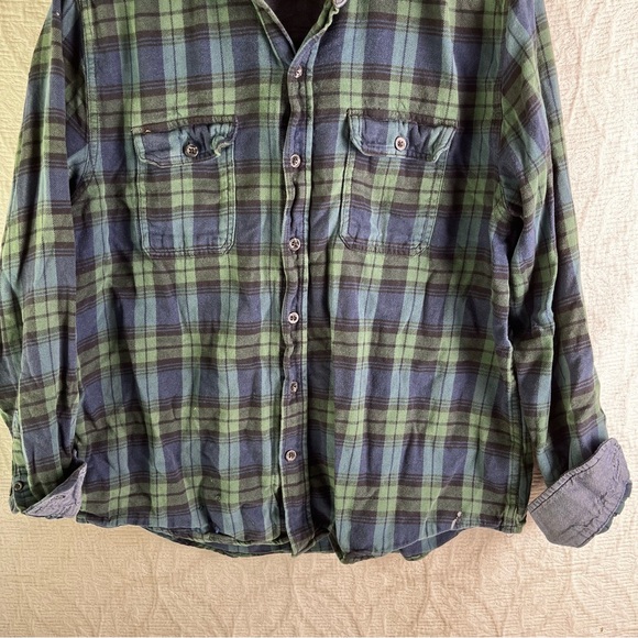 Woolrich Blackwatch Plaid Cotton Flannel Women L Button Down HOLES PAINT STAINED - Picture 3 of 16